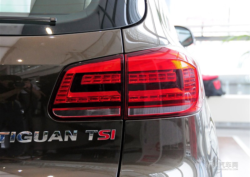 2013款 1.8TSI 自動兩驅舒適版