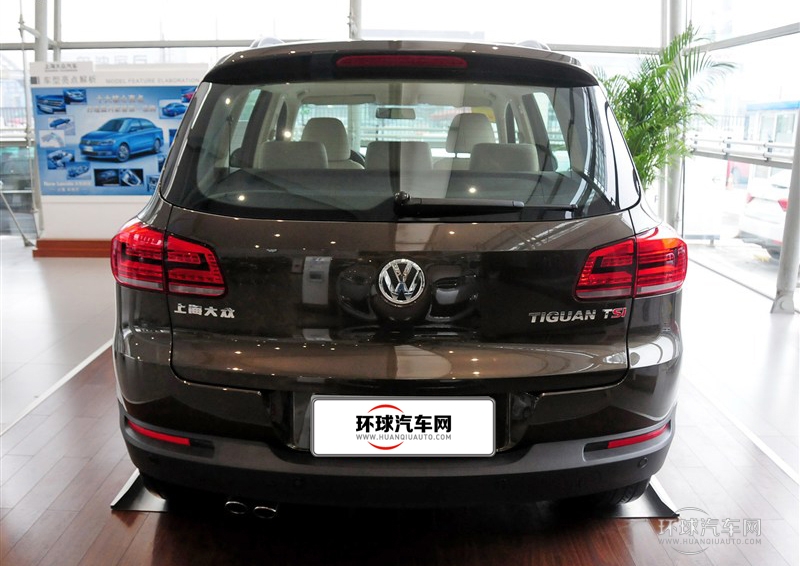 2013款 1.8TSI 自動(dòng)兩驅(qū)舒適版