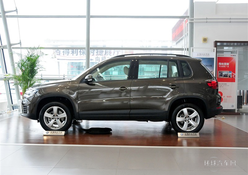 2013款 1.8TSI 自動兩驅舒適版