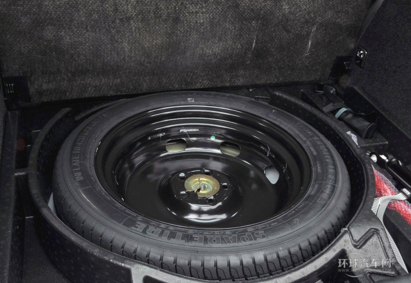 2013款 1.8TSI 自動四驅舒適版