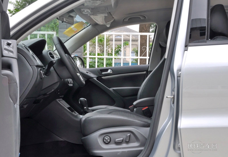 2013款 1.8TSI 自動四驅(qū)舒適版