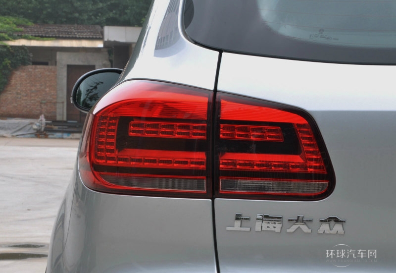 2013款 1.8TSI 自動四驅舒適版