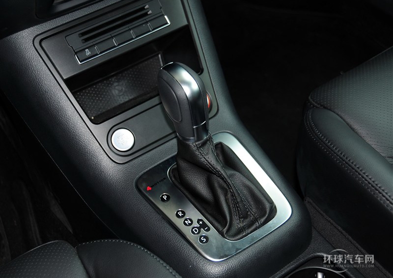 2013款 1.8TSI 自動四驅豪華型