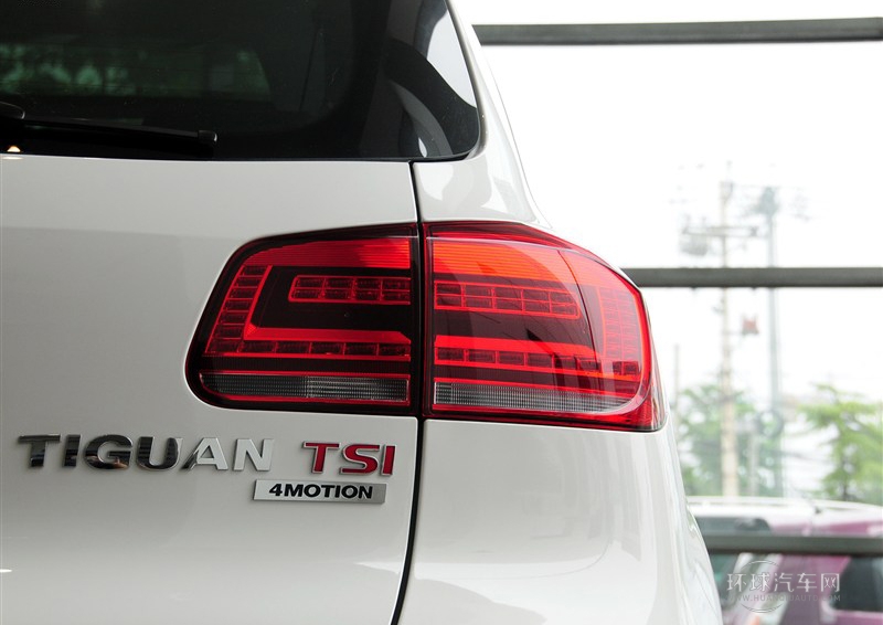 2013款 1.8TSI 自動(dòng)四驅(qū)豪華型