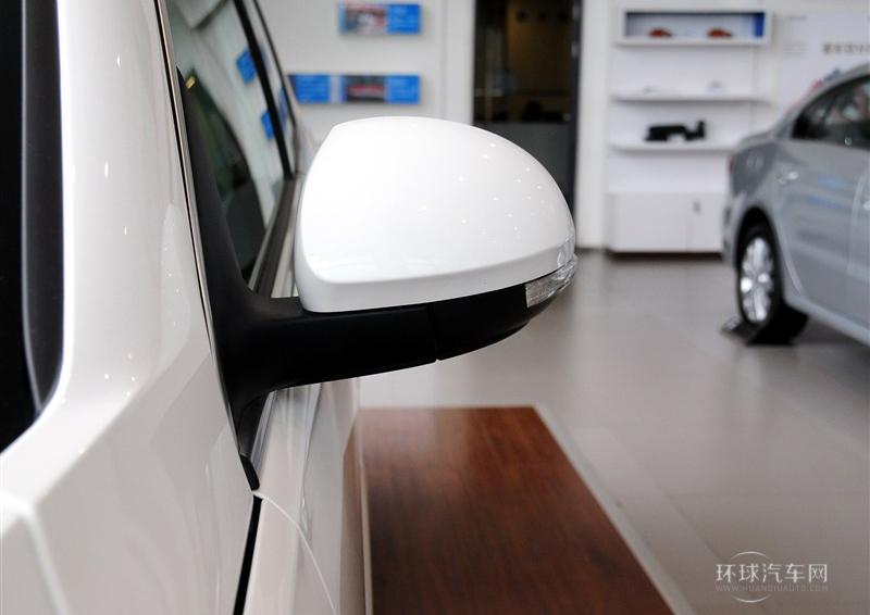 2013款 1.8TSI 自動四驅豪華型