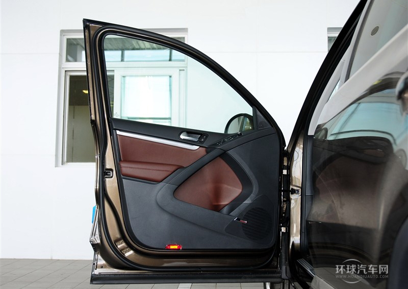 2013款 2.0TSI 自動四驅旗艦版