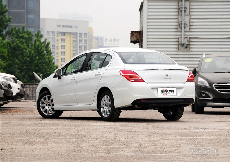 2014款 樂(lè)享版 1.6L 自動(dòng)風(fēng)尚型