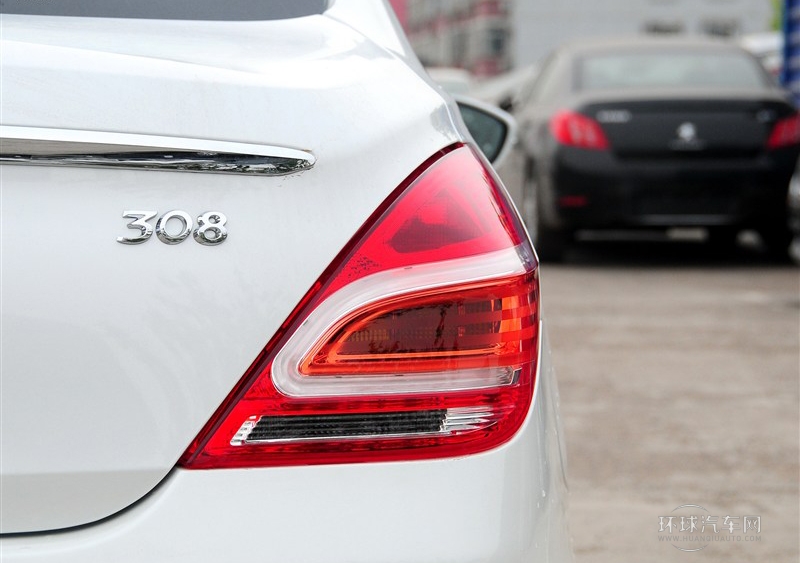 2014款 樂享版 1.6L 自動風尚型