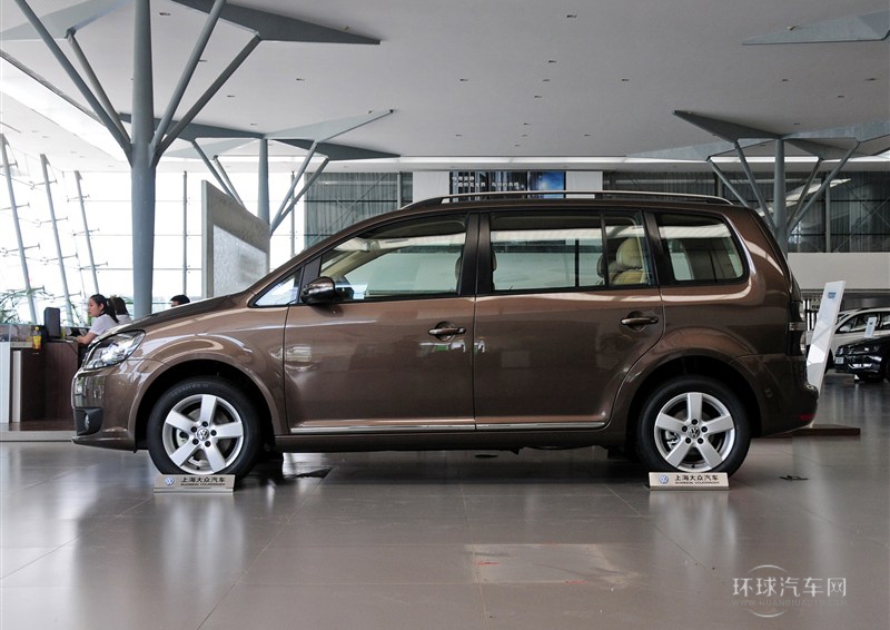 2013款 1.4T 手動舒適版5座