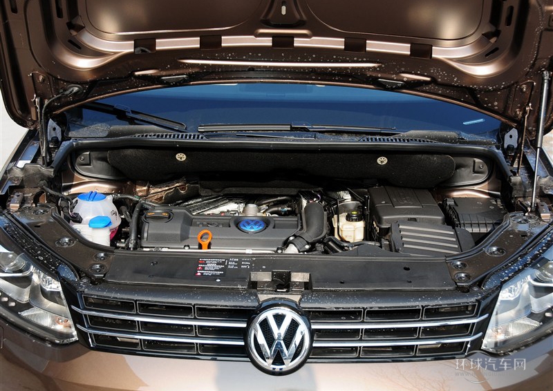 2013款 1.4T 自動(dòng)璀璨版5座