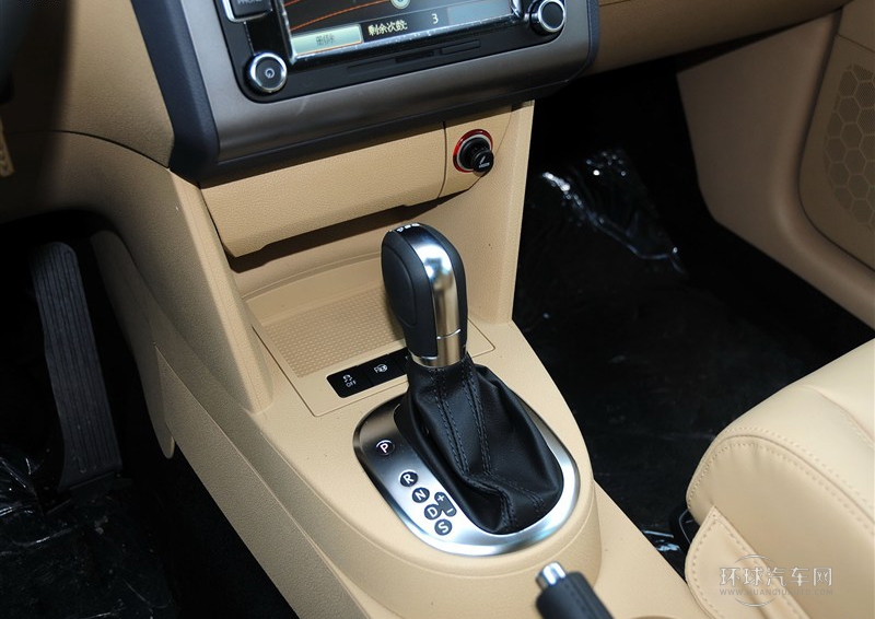 2013款 1.4T 自動(dòng)璀璨版5座