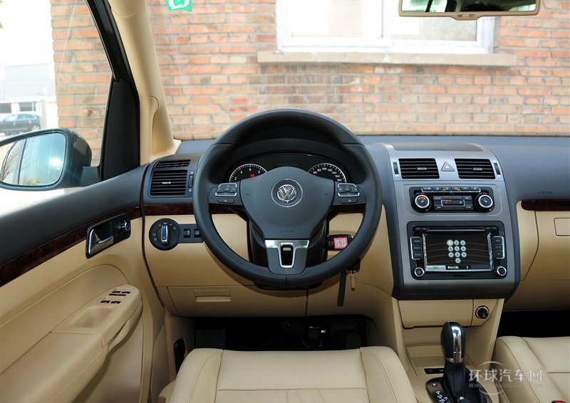 2013款 1.4T 自動璀璨版5座