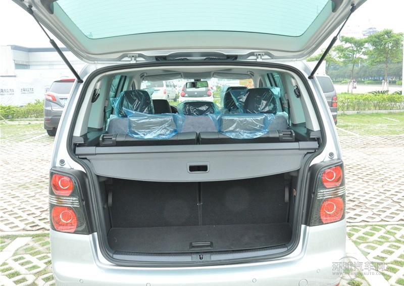 2013款 1.4T 自動(dòng)璀璨版7座