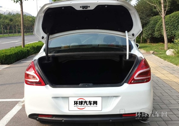 2014款 樂(lè)享版 1.6L 手動(dòng)優(yōu)尚型