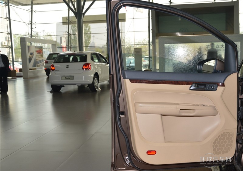 2013款 1.4T 自動睿智版7座