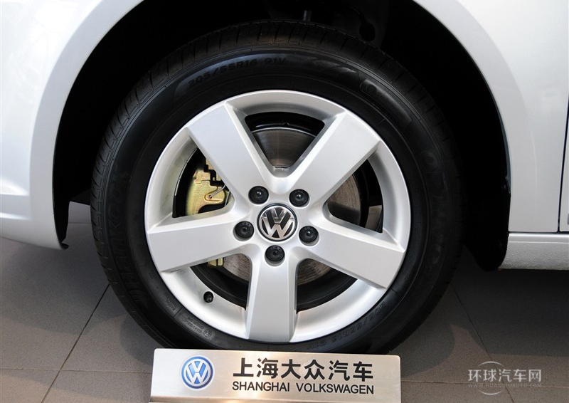 2013款 1.4T 自動舒適版5座