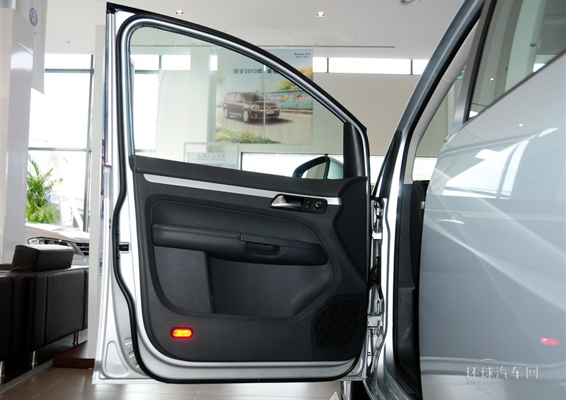 2013款 1.4T 自動(dòng)舒適版5座