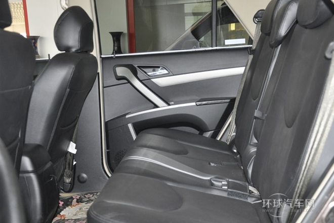 2012款 2.0L 手動汽油兩驅時尚版