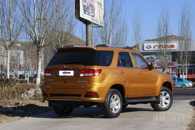 2012款 2.4L 自動汽油四驅時尚版