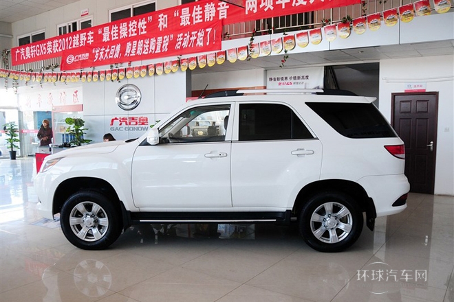 2012款 2.4L 自動汽油四驅天窗版