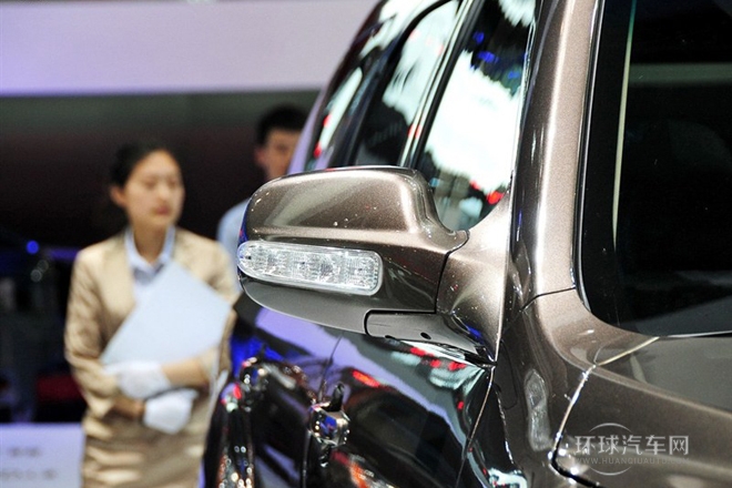 2012款 2.5T 手動柴油兩驅時尚版