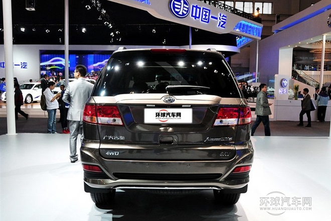 2012款 2.5T 手動柴油兩驅時尚版