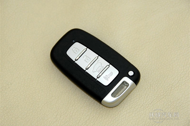 2013款 3.8L 豪華版 國V