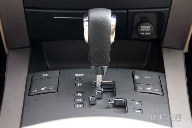 2008款 3.8L 豪華版