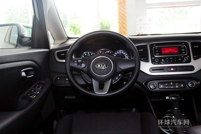 2013款 2.0L 7座自動標(biāo)準(zhǔn)版 國V