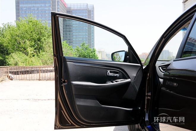 2013款 2.0L 5座自動舒適版 國V