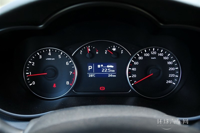 2013款 2.0L 5座自動(dòng)舒適版 國(guó)V