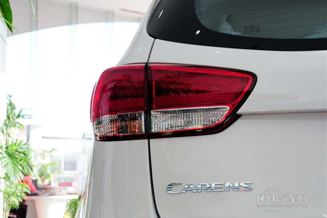 2013款 2.0L 7座自動舒適版 國IV