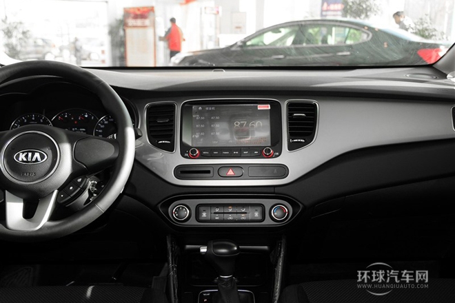 2013款 2.0L 7座自動標準版 國IV