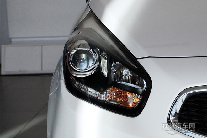 2013款 2.0L 5座自動舒適版 國IV