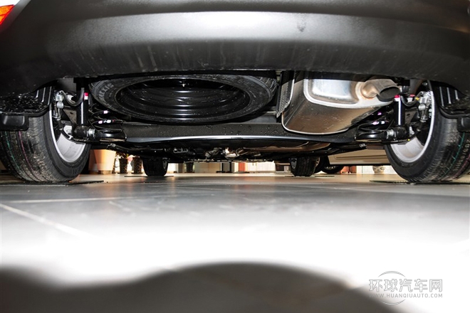 2013款 2.0L 5座自動標準版 國IV