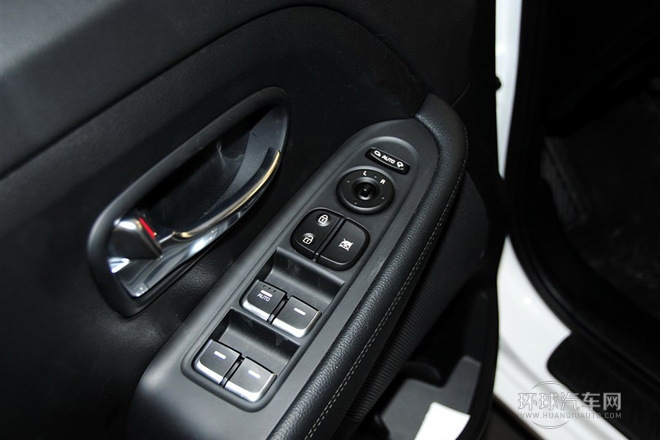 2013款 2.0L 5座自動(dòng)標(biāo)準(zhǔn)版 國(guó)IV