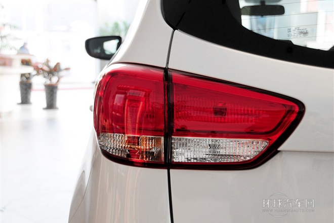 2013款 2.0L 5座自動標準版 國IV