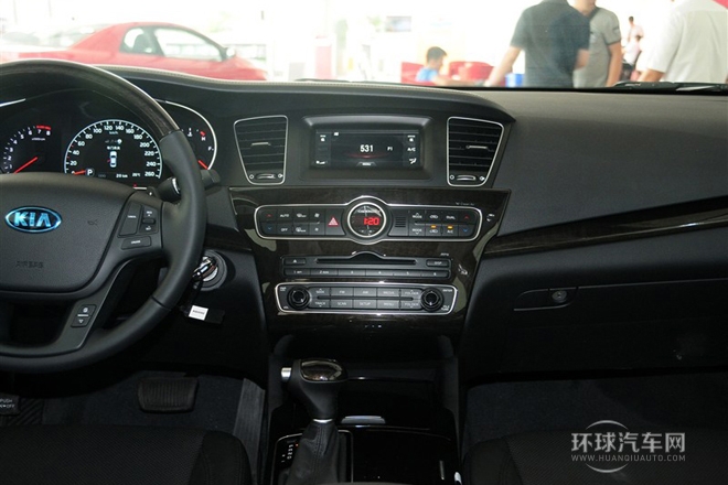 2013款 2.4L 商務天窗型 國IV