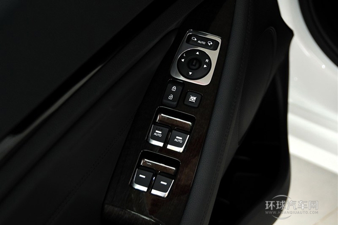 2013款 2.4L 商務天窗型 國V