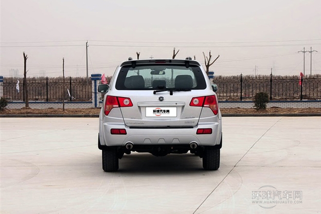 2010款 2.4L 手動舒適型