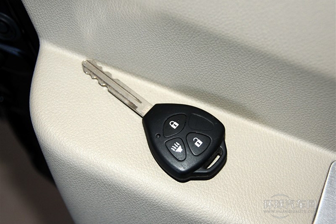 2013款 1.5L 七座豪華型