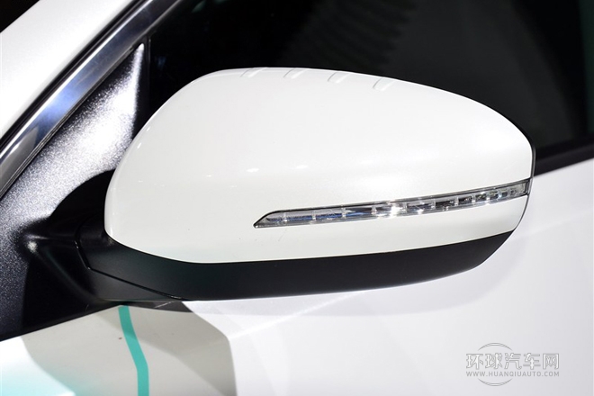 2014款 2.0L Hybrid 旗艦版