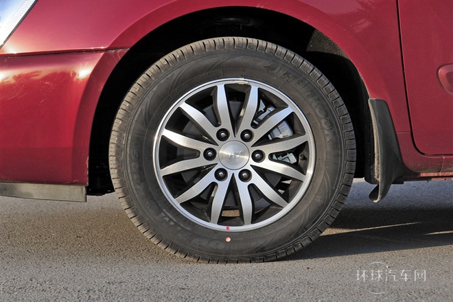 2013款 2.2T VQ-R 豪華版