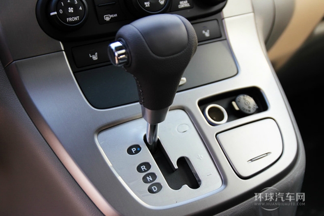 2013款 2.2T VQ-R 舒適版