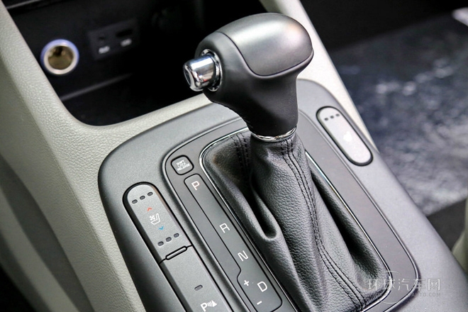 2014款 2.0L 旗艦版