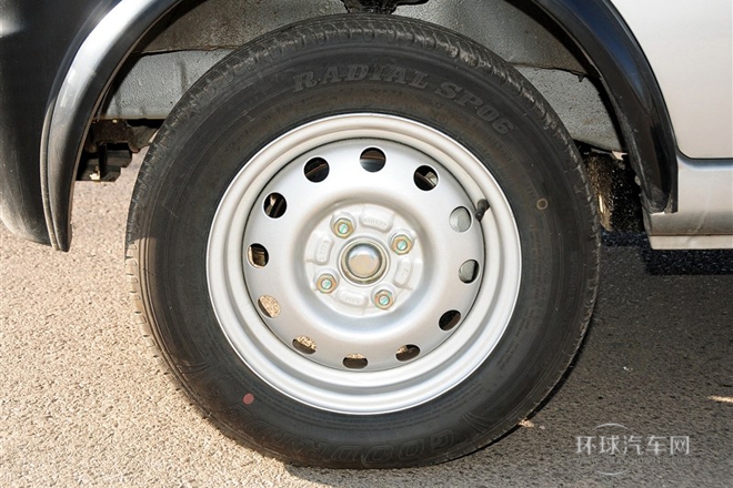 2012款 1.0L超值型