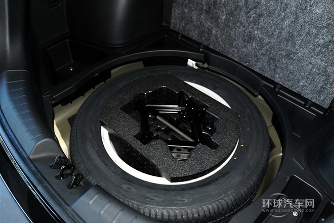 2012款 2.0L 手動兩驅精英ESP版