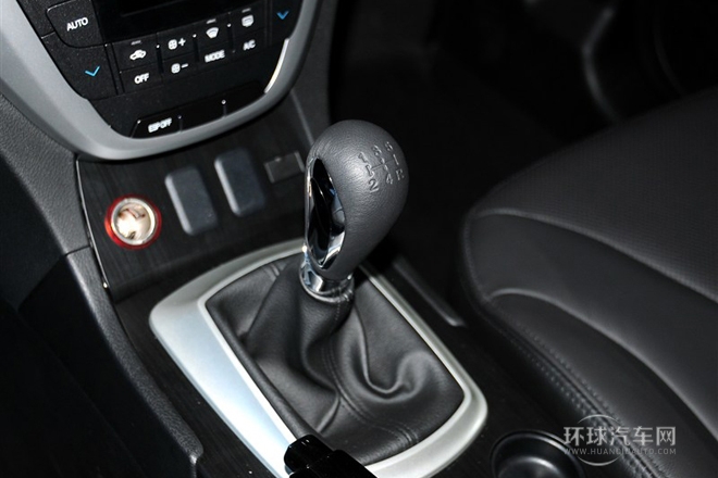 2012款 2.0L 手動兩驅精英ESP版