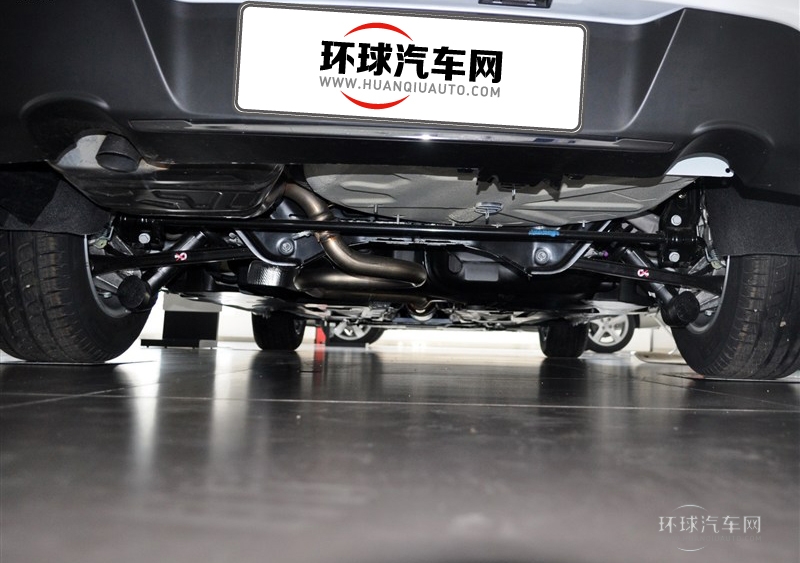 2013款 2.0L 兩周年紀念 自動天窗經(jīng)典版