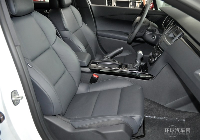 2013款 2.0L 兩周年紀念 自動天窗經典版